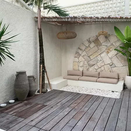 Tropical Mediterranean Villa